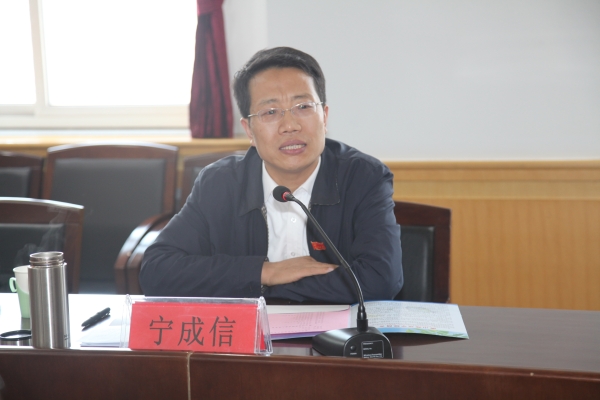 省委宣传部宁成信处长一行莅临新葡京官网指导