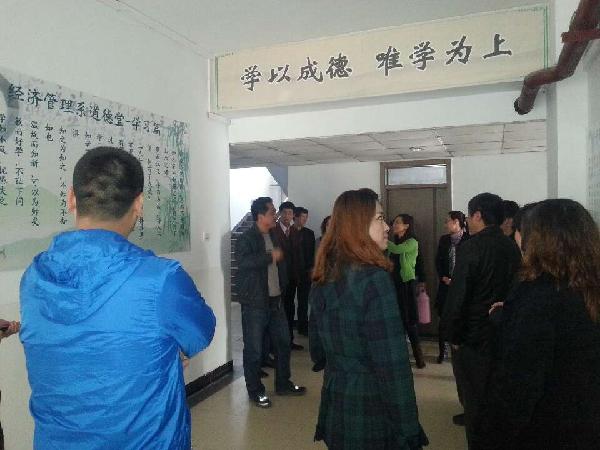 新葡京官网召开“道德堂”进宿舍现场会