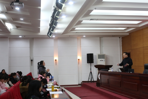 新葡京官网中文系教授王相文应邀为长春师范大学文学院举办学术讲座